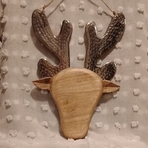 Elegant Silver and Mango Wood Deer Wall Art